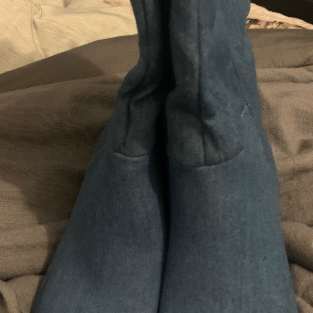 Universal Thread boots - Picture 2 of 4